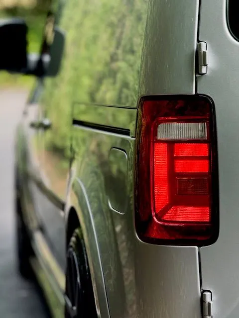 VOLKSWAGEN CADDY SIDE DOOR RAIL COVER - PASSENGER SIDE SWB